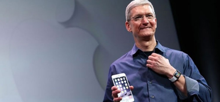 Tim Cook: «No podremos vivir sin el nuevo iPhone» Tim Cook: «No podremos vivir sin el nuevo iPhone»